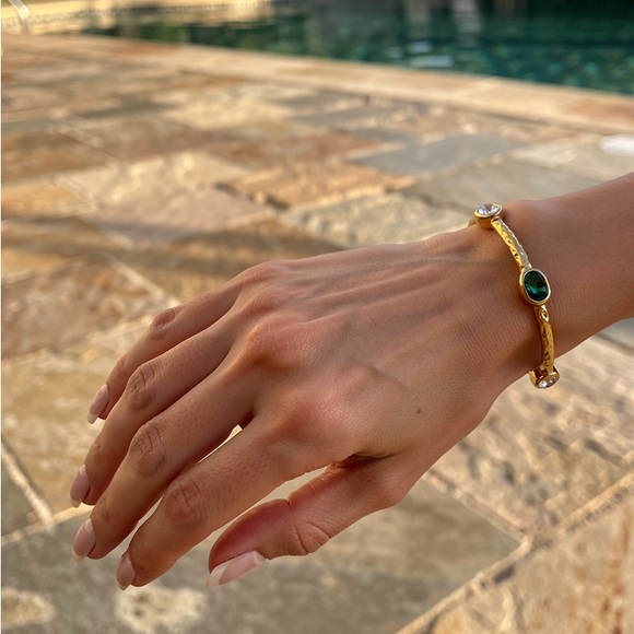 Elegant 18k gold plated Bracelet with Gemstones - Picture 3 of 6